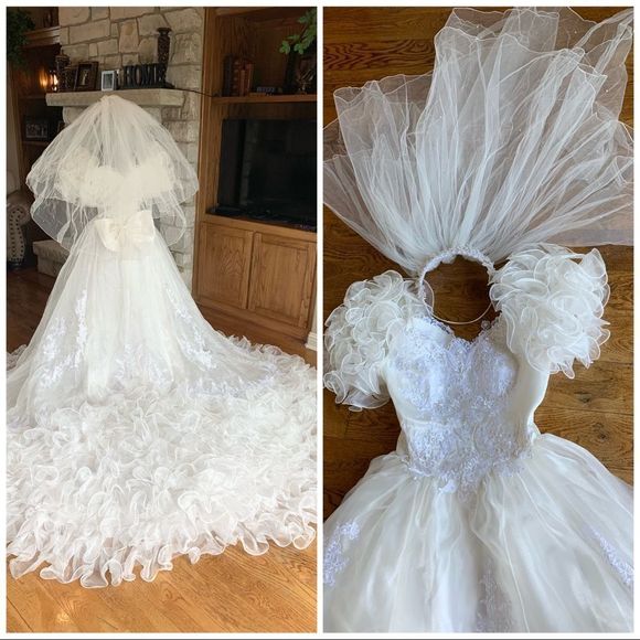 San Martin Vintage 80’s Wedding Dress and‎ Veil - Picture 4 of 17